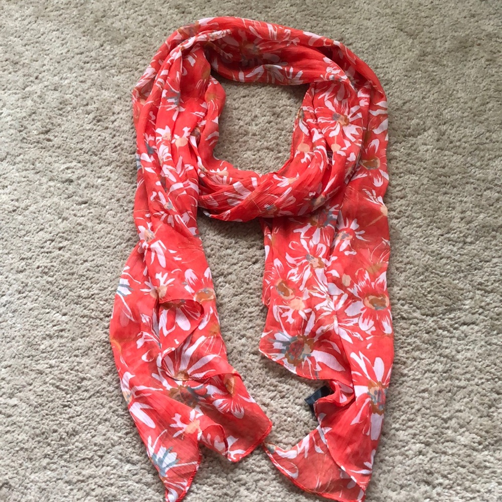 Kensie scarf!